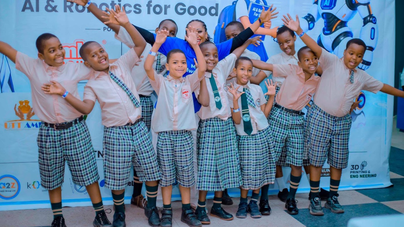 MAKUMBUSHO YA TAIFA KWA KUSHIRIKIANA NA KIDS TECH FESTIVAL YAWEZESHA WATOTO NA VIJANA KUPATA UZOEFU WA TEKNOLOJIA